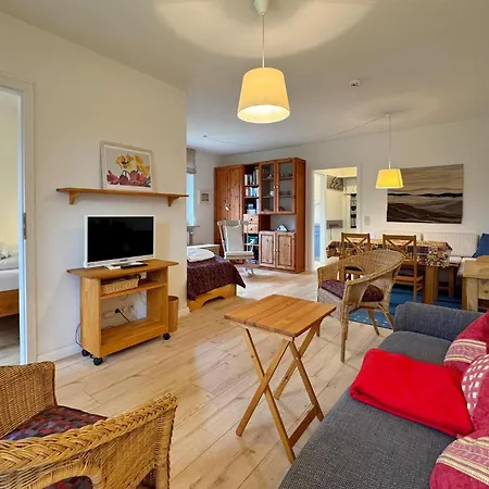 Feriennest Mit Terasse *