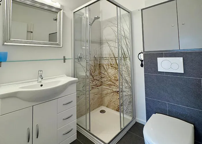 Feriennest Mit Terasse